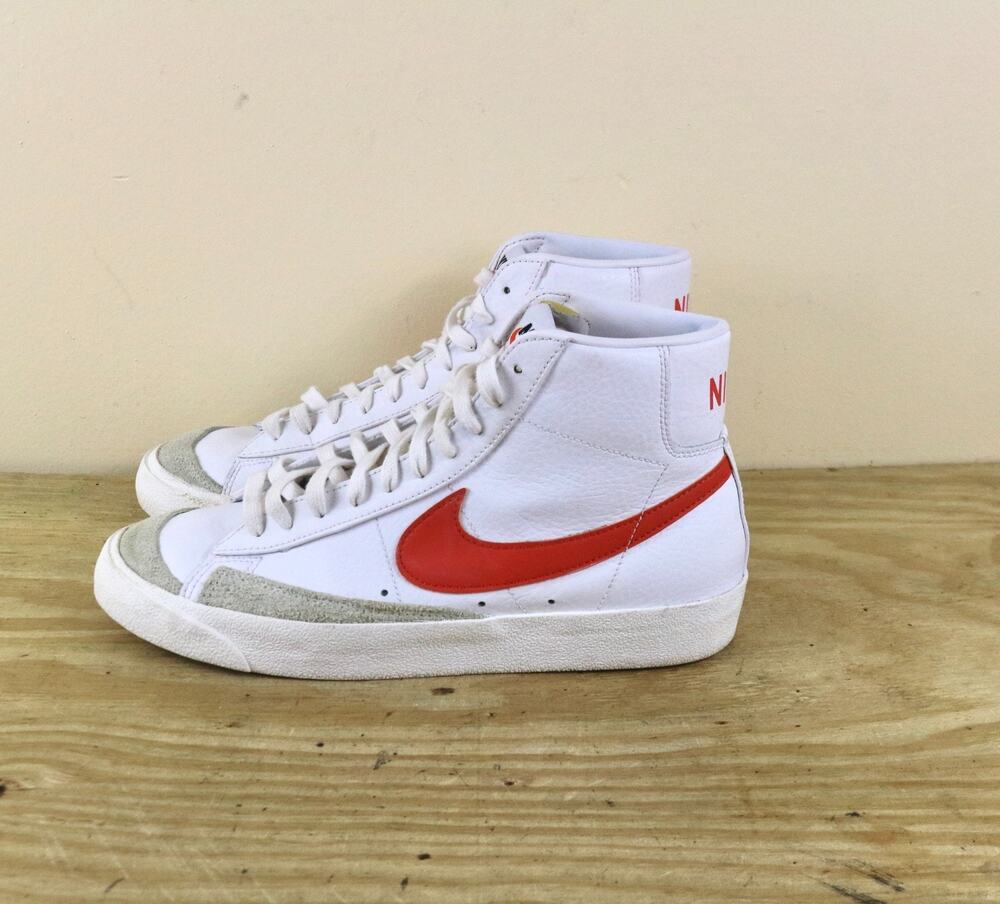 Nike Sneakers Mens 9.5 Blazer Mid ’77 Vintage White Orange Swoosh